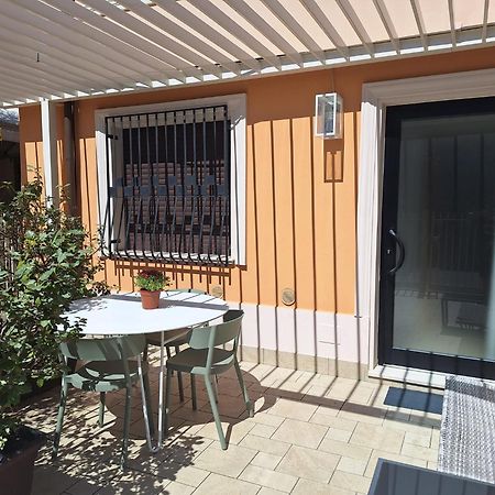 Bilocale Con Giardino A 200Mt Dal Mare - Homeunity Rimini Exterior foto
