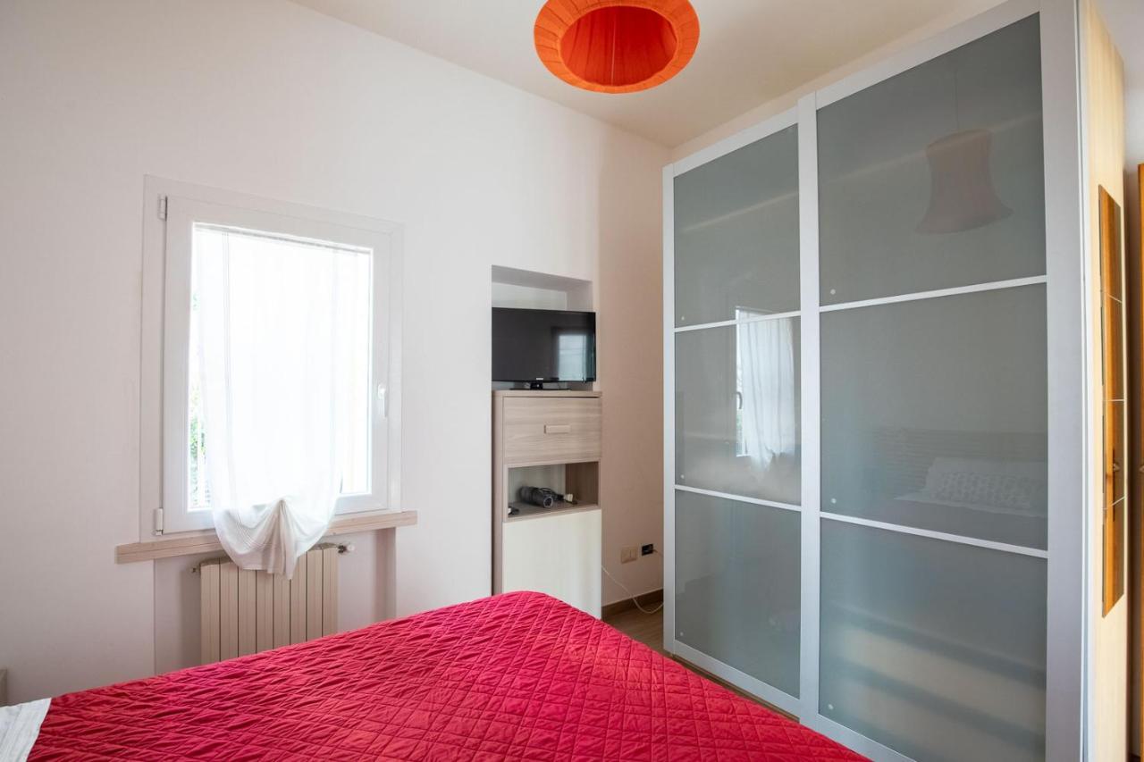 Bilocale Con Giardino A 200Mt Dal Mare - Homeunity Rimini Exterior foto