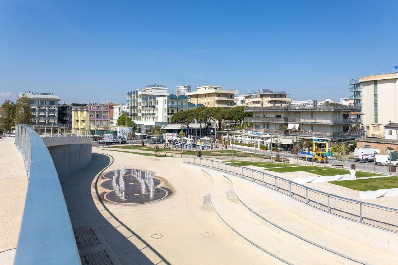 Bilocale Con Giardino A 200Mt Dal Mare - Homeunity Rimini Exterior foto